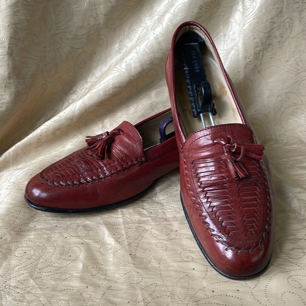 VTG Freeman brown leather tassel loafers with woven vamp (size 8.5)